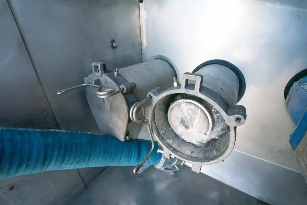 Used Walker food grade tanker trailer sugar cabinet connections