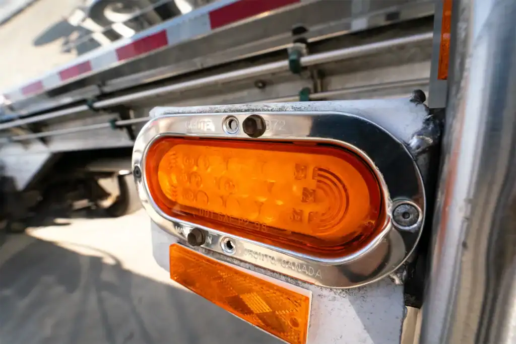 Used Walker food grade tanker trailer led lights