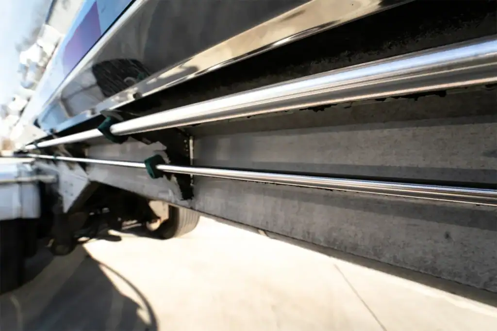 Used Walker food grade tanker trailer stainless steel lines