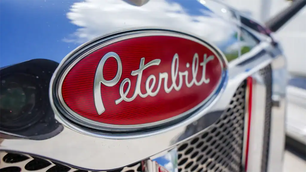 Pedigree Used Peterbilt 579 Trucks with factory warranties included