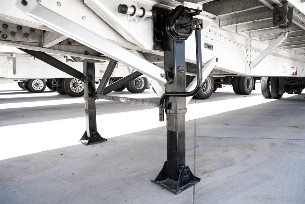 used reitnouer flatbed semi trailer with Binkley Landing Gear