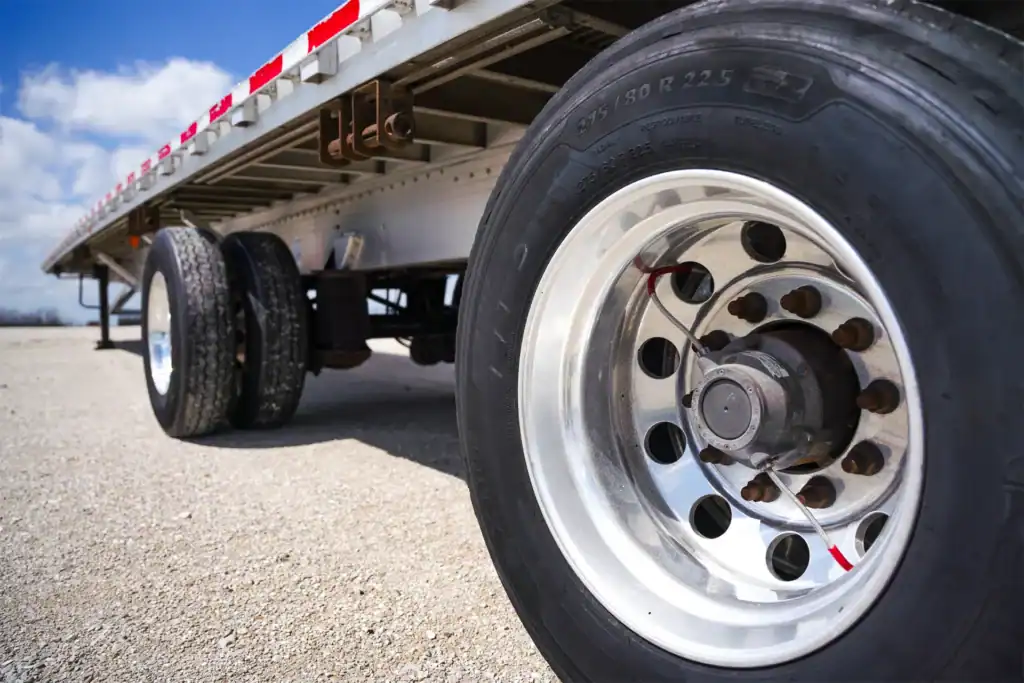 Used Semi Flatbed Trailer with Dual Tires and Tiremaax Air Inflation System