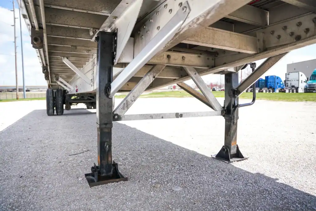 used reitnouer flatbed semi trailer with Binkley Landing Gear