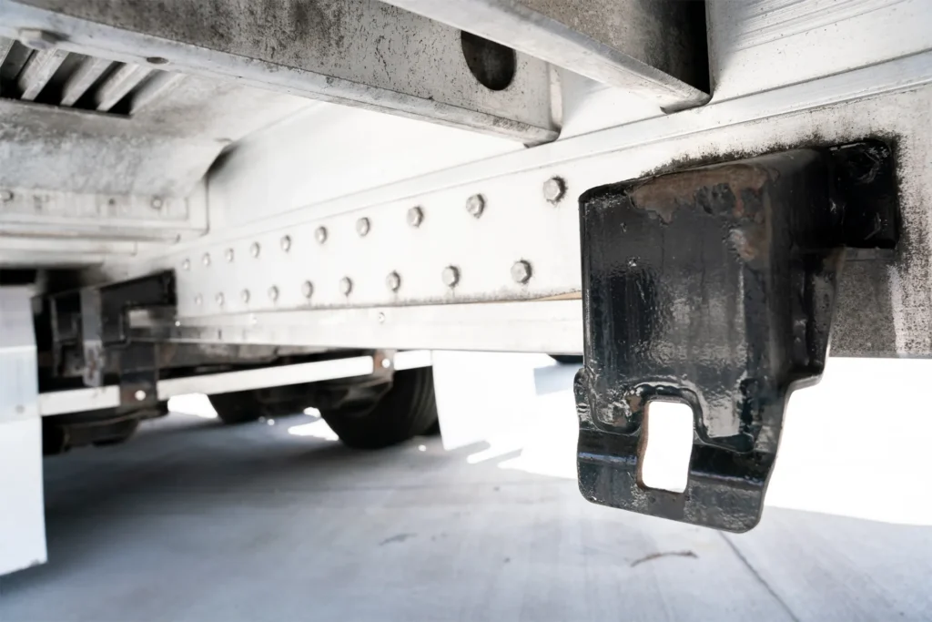 Used Reitnouer All Aluminum Stepdeck Semi Trailers with sliding rear axle