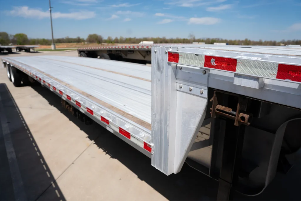 Used Reitnouer All Aluminum Dropdeck Semi Trailers with 10'8" upper deck