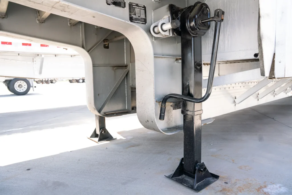 Used Reitnouer All Aluminum Stepdeck Semi Trailers with Binkley landing gear